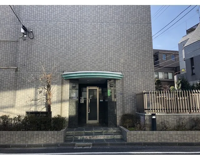 Premeal Takanawa - Exterior - ["Building", "Rectangle", "Plant"]