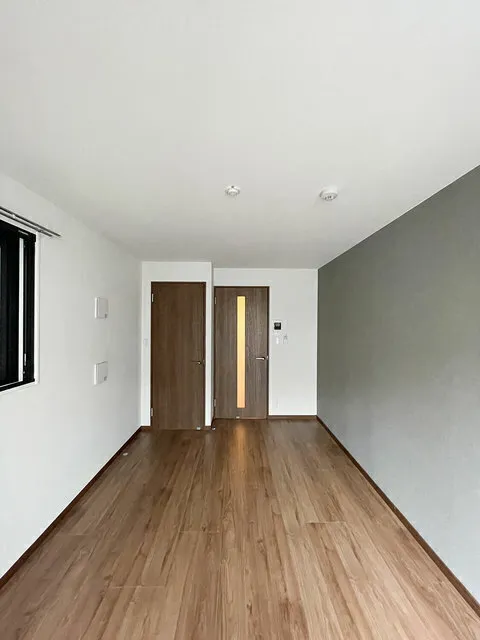 Composite Yoyogi - Interior - ["Fixture", "Window", "Wood"]