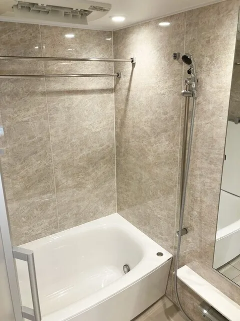 Grand City Tower Tsukishima - Interior - ["Bathroom", "Plumbing fixture", "Bathtub"]