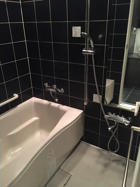 Comforia Kitasando - Interior - ["Tap", "Plumbing fixture", "Bathtub"]
