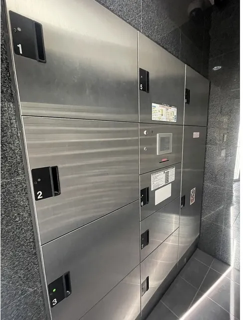 Place Chiyoda Fujimi - Other - ["Floor", "Tile Flooring", "Household hardware"]