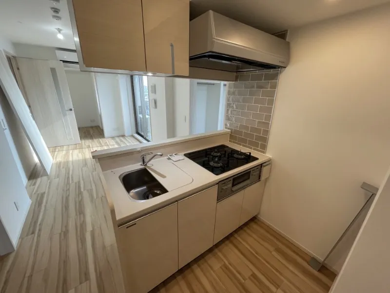 Crevia Rigze Kamata Nishi - Interior - ["Floor", "Flooring", "Apartment"]
