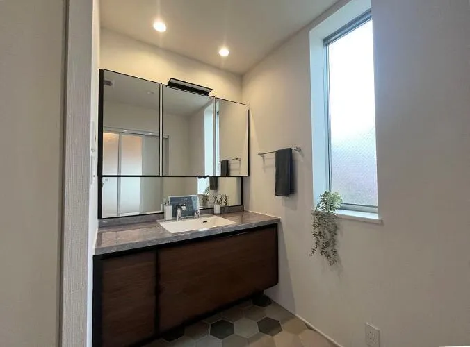 Saitama City Urawa Ward Kishimachi 1-11-24-3 Detached house