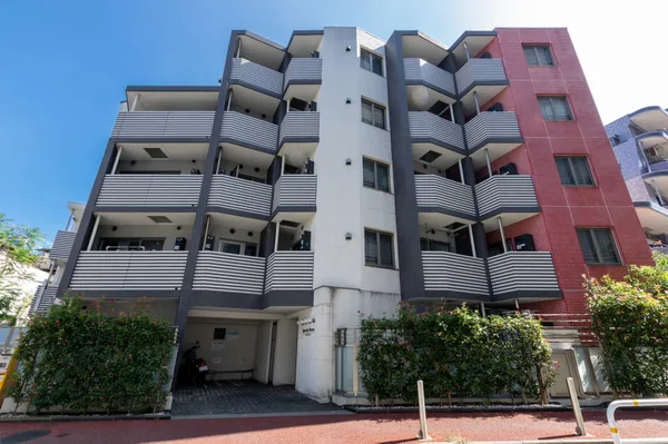 Beverly Homes Gotanda - Exterior - ["Building", "Apartment", "Urban area"]
