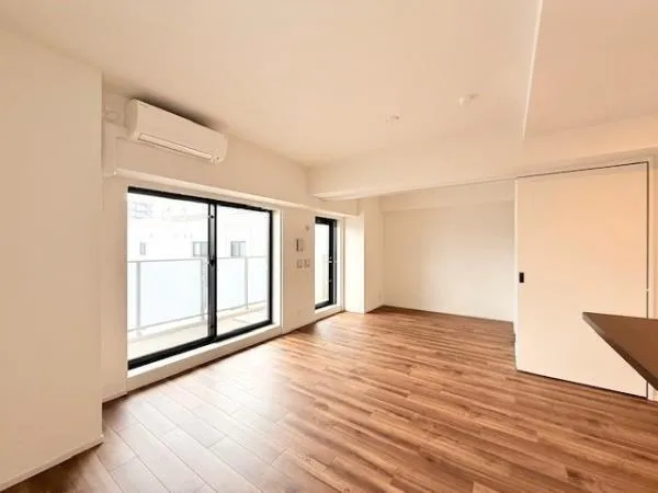 Duo Flatz Kasai - Interior - ["Flooring", "Floor", "Apartment"]