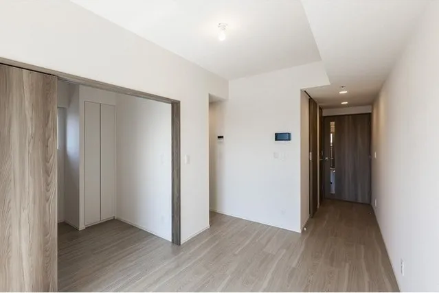 La Sante Ueno - Interior - ["Property", "Window", "Fixture"]