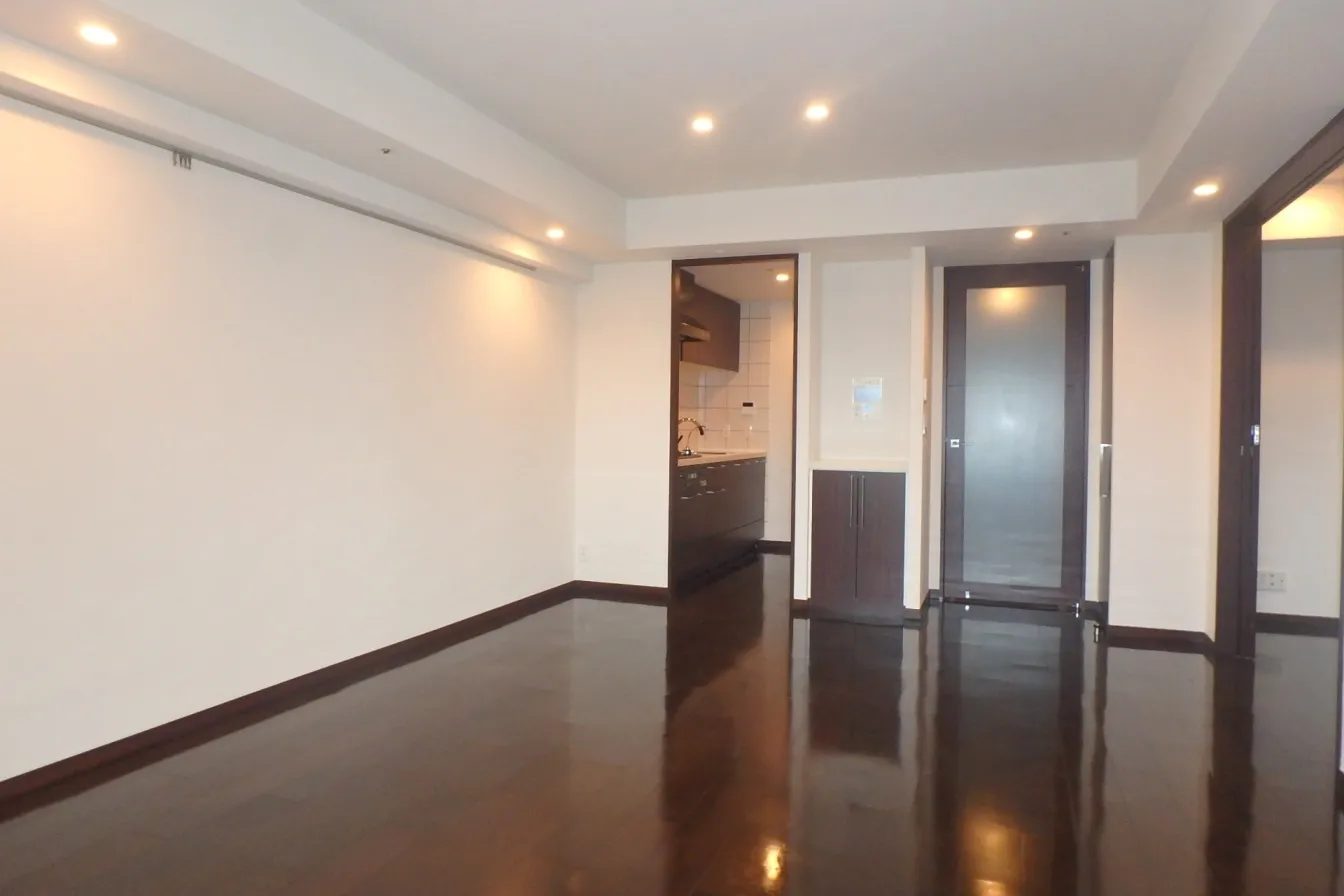 Doue Nihonbashi - Interior - ["Property", "Building", "Hall"]