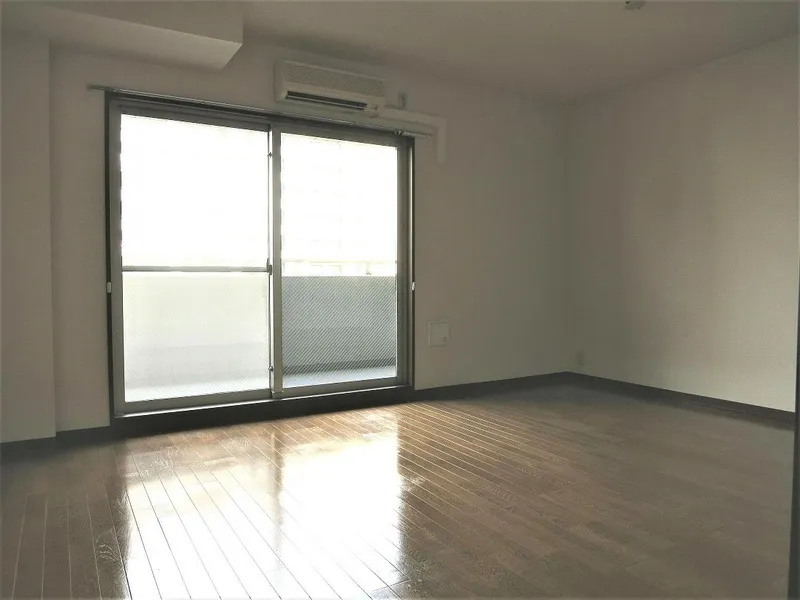 GRACE Omori - Interior - ["Flooring", "Floor", "Wood flooring"]