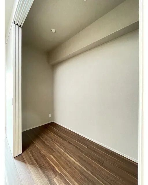 Comforia Liv Kayabacho - Interior - ["Flooring", "Floor", "Wood"]
