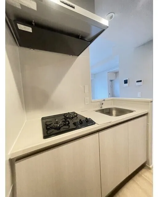Wellis Urban Sumiyoshi East - Interior - ["Major appliance", "Kitchen", "Floor"]