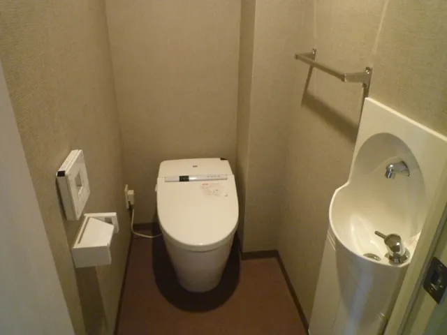 Hulic Court Motoyoyogi - Interior - ["Toilet", "Bathroom", "Fixture"]