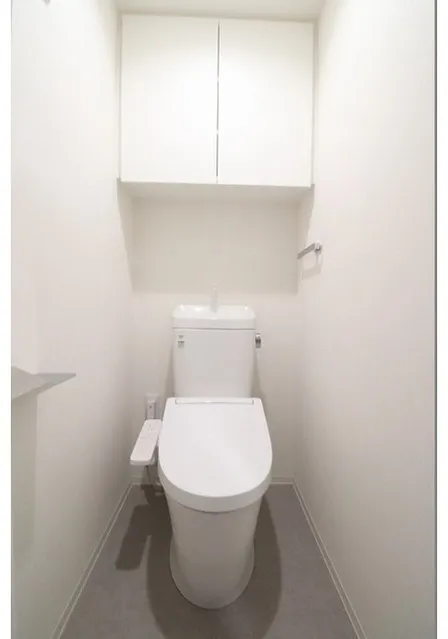 Asyl Court Nerima Nakamurabashi - Interior - ["Toilet seat", "Toilet", "Plumbing fixture"]