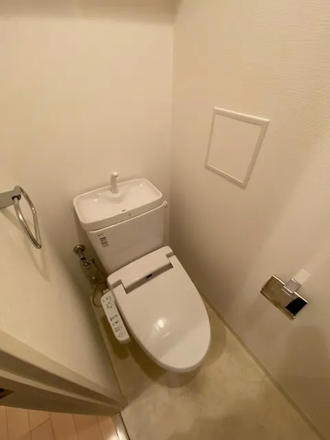 City Index Nishi-Gotanda - Interior - ["Toilet seat", "Toilet", "Plumbing fixture"]