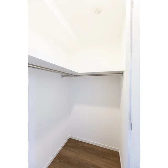 Century Oyamadai Grace - Interior - ["Wood", "Floor", "Wood stain"]