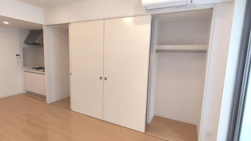 Residia Nishi Azabu - Interior - ["Cabinetry", "Wood", "Floor"]