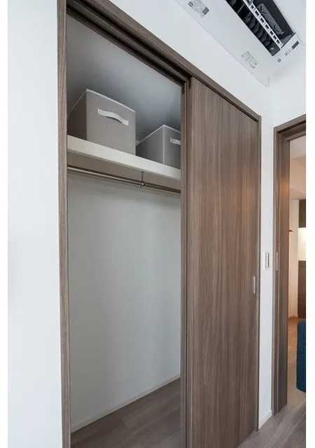 Comforia Takenotsuka East - Interior - ["Wood", "Interior design", "Flooring"]