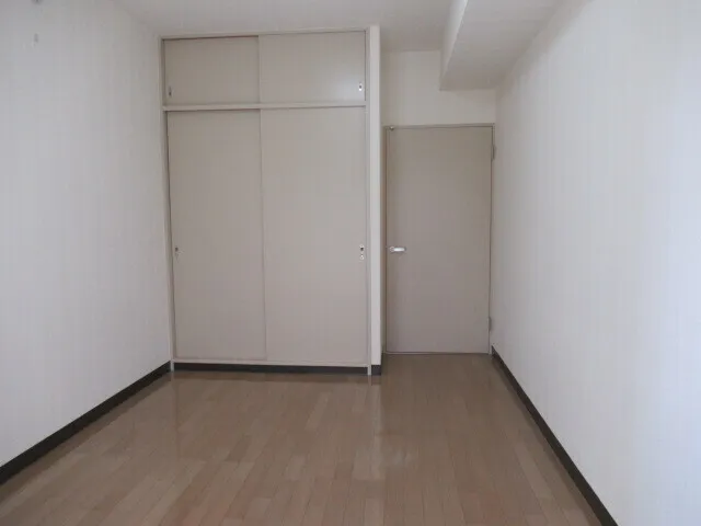 Tetsuhizaka Mansion - Interior - ["Flooring", "Floor", "Wood"]