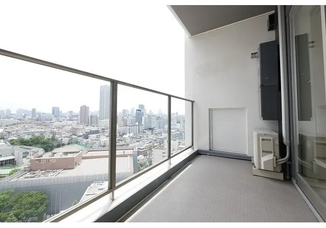 Comforia Shinjuku East Side Tower - Interior - ["Apartment", "Residential area", "Floor"]