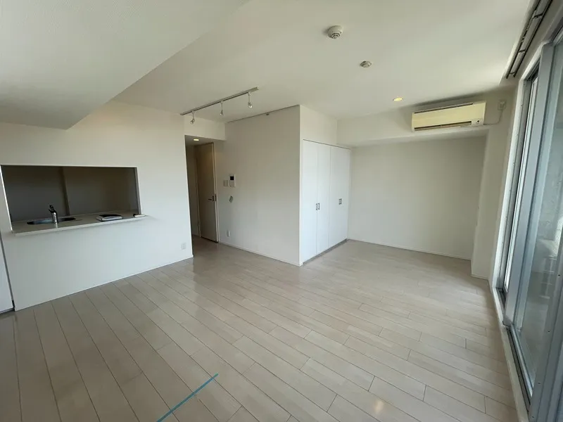 Shinagawa East - Interior - *Same type, different floors