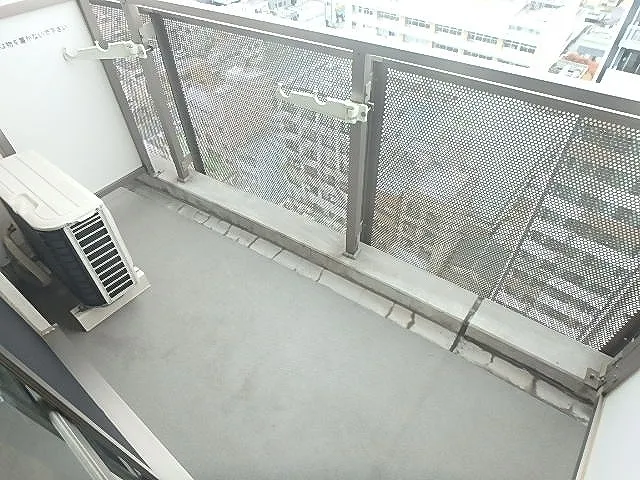 Prime Urban Nishi-Ojima - Interior - ["Mesh", "Composite material", "Glass"]