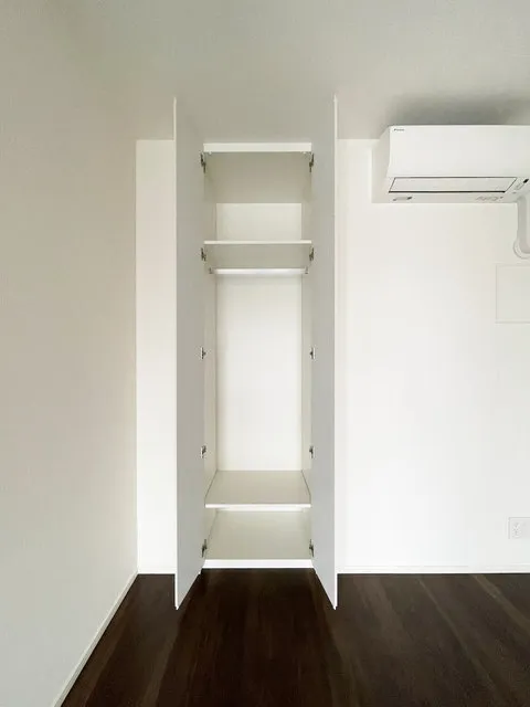 KDX Residence Oyamadai - Interior - ["Wall", "Wood", "Flooring"]