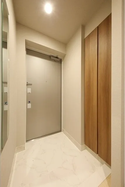 LIBR GRANT Nishi-Shinjuku EAST - Interior - ["Property", "Room", "Ceiling"]