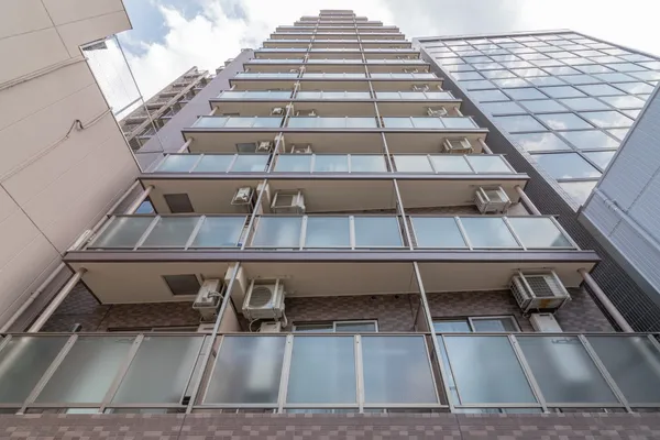 Sky Court Hongo Todaimae Ichibankan - Exterior - ["Apartment", "Composite material", "Balcony"]