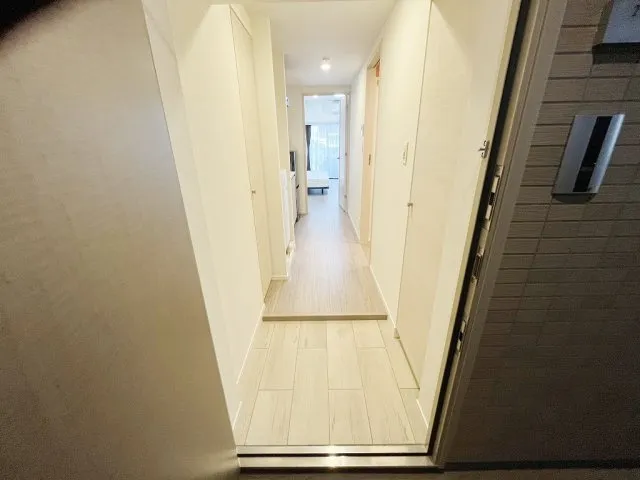 Lighthouse Otsuka - Interior - ["Flooring", "Wood", "Floor"]