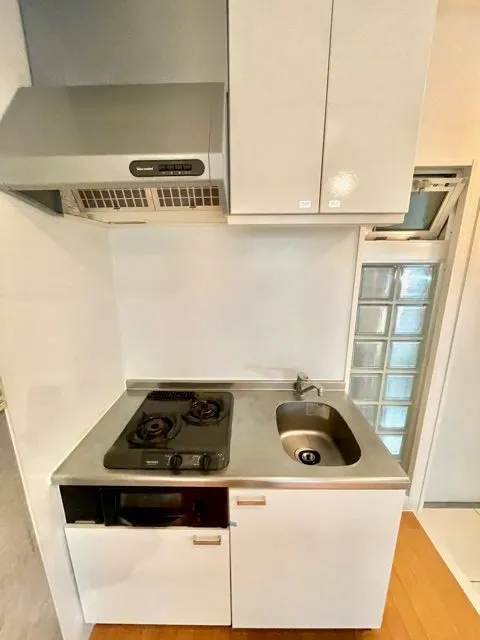 Residia Yoyogi Ⅱ - Interior - ["Property", "Countertop", "Cabinetry"]