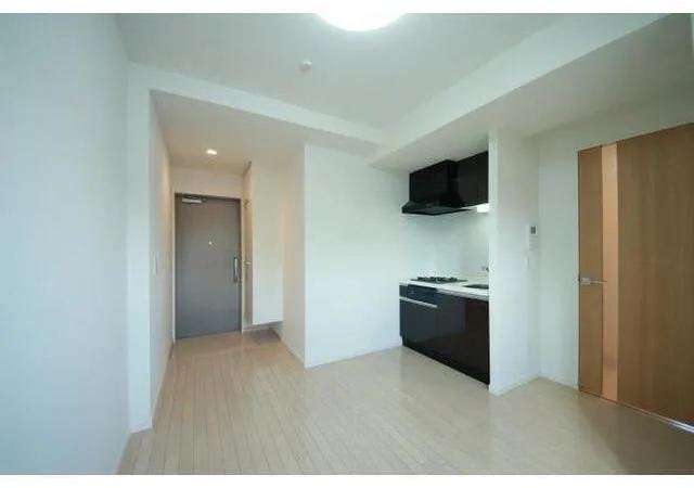 Olive Mansion Arakawa - Interior - ["Floor", "Apartment", "Daylighting"]