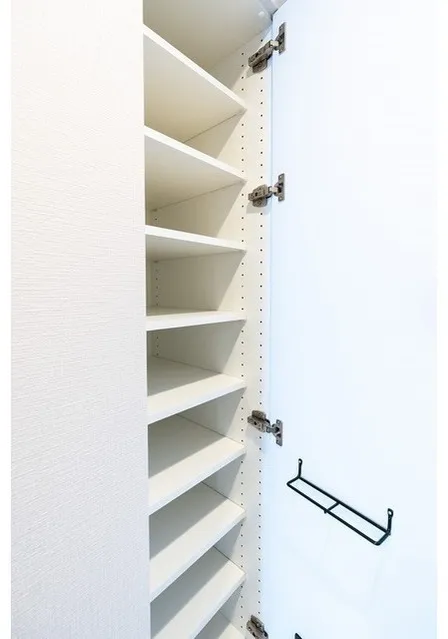 Comforia Liv Itabashi - Interior - ["Shelving", "Shelf", "Household hardware"]