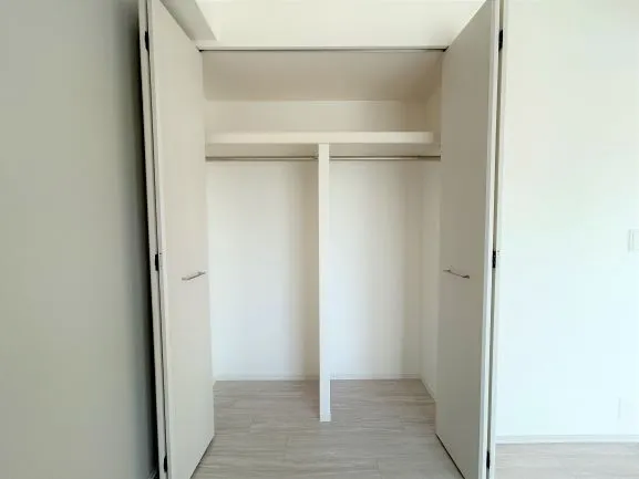 Sol Levente Shin-Umeda - Interior - ["Flooring", "Wood", "Floor"]
