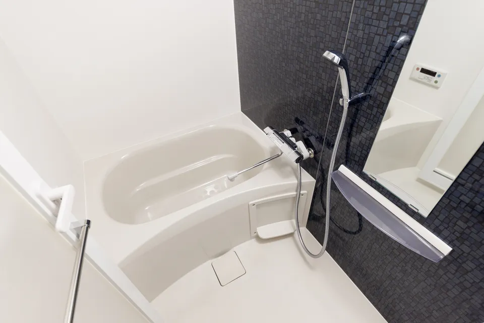 Hmlet Kamata - Interior - ["Plumbing fixture", "Bathroom", "Plumbing"]