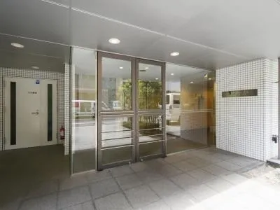 Cresidence Toranomon - Exterior - ["Plant", "Building", "Fixture"]
