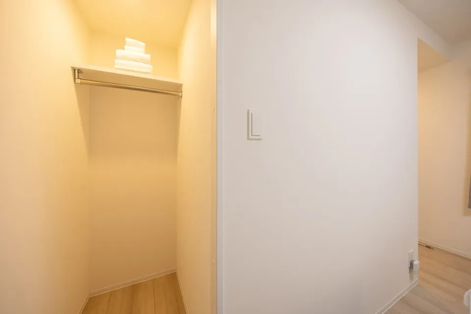 Hmlet Sangenjaya II - Interior - ["Flooring", "Wall", "Floor"]