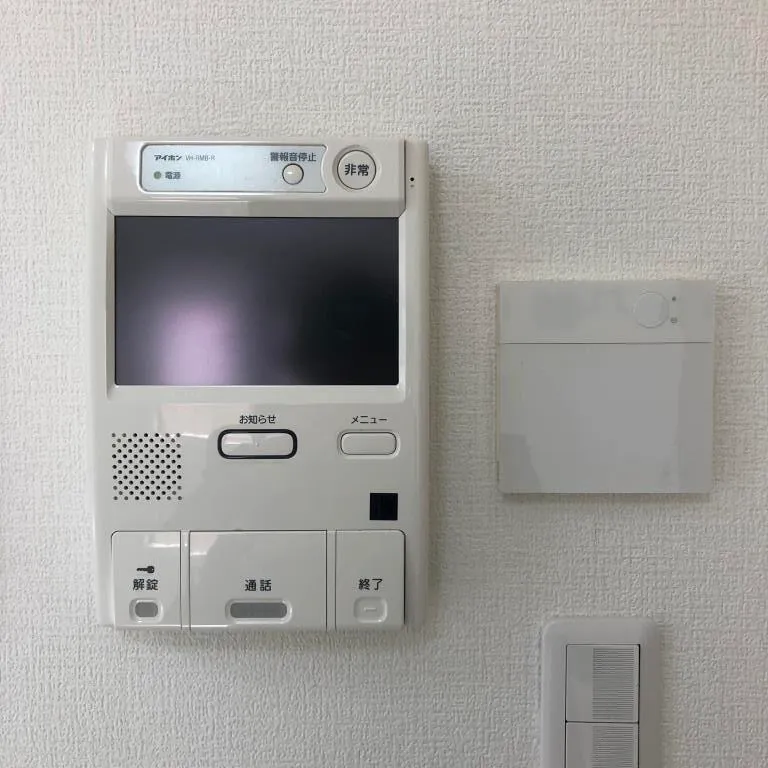 KDX Residence Sendagi - Interior - ["Electronic device", "Gadget", "Display device"]