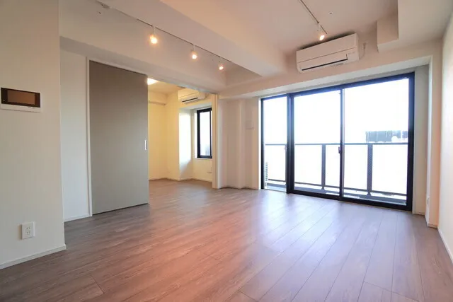 Clarity Asakusa - Interior - ["Flooring", "Floor", "Wood flooring"]