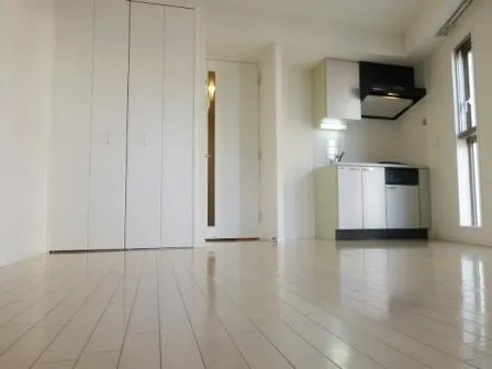 Residia Higashi Shinagawa - Interior - ["Building", "Wood", "Hall"]