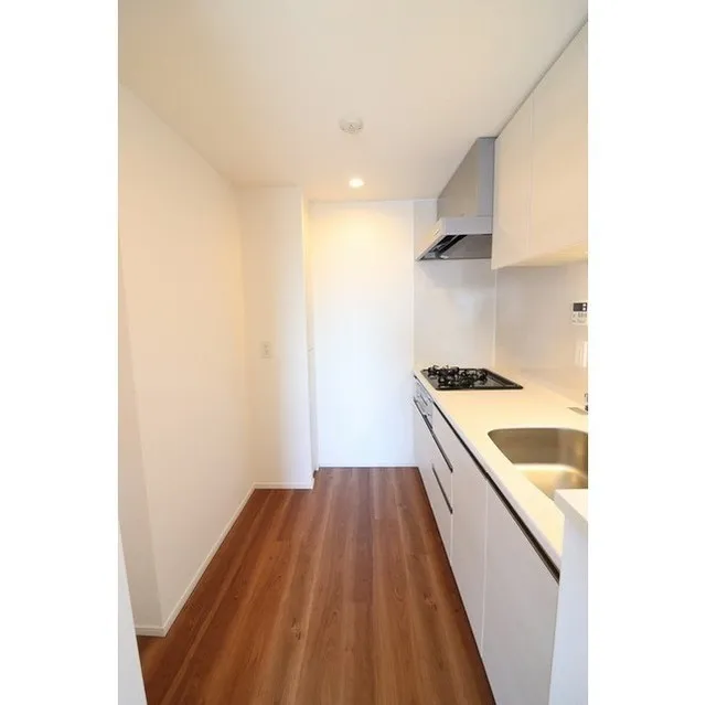 Comforia Shibuya West - Interior - ["Cabinetry", "Fixture", "Wood"]