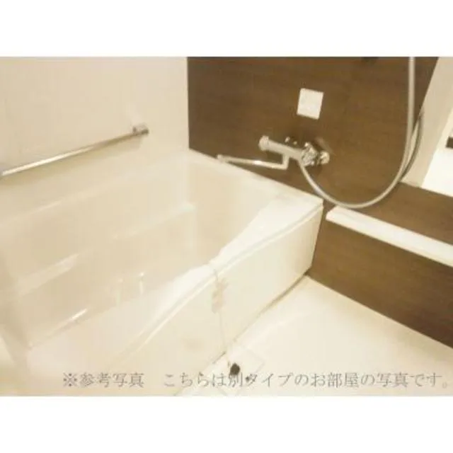 Park Axis Kiba - Interior - ["Bathtub", "Plumbing fixture", "Fluid"]