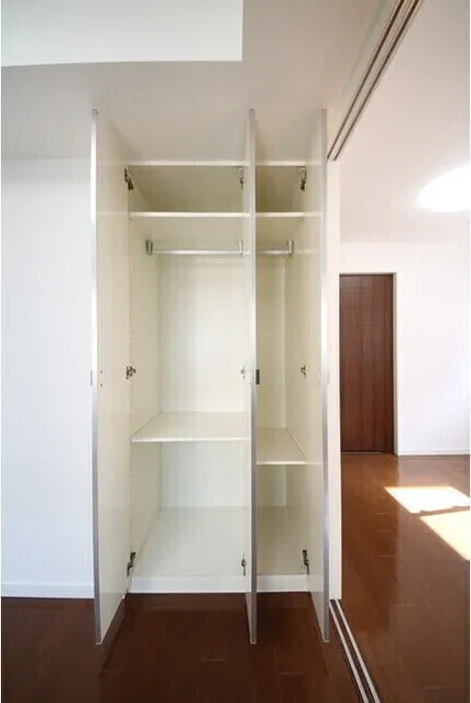 Grand Suite Ginza Resty Monarch - Interior - ["Building", "Fixture", "Wood"]