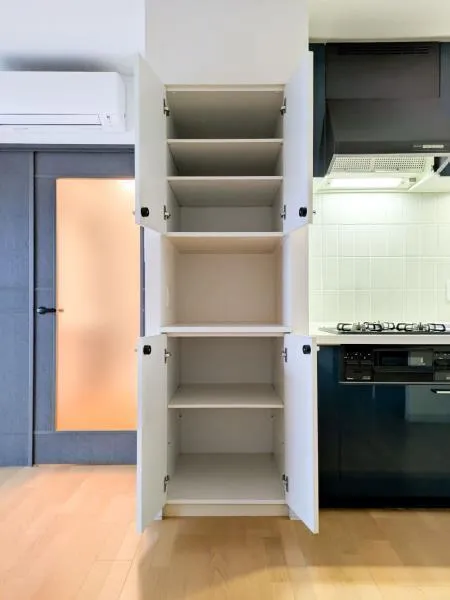 Kojimachi Residence - Interior - ["Flooring", "Wood", "Major appliance"]
