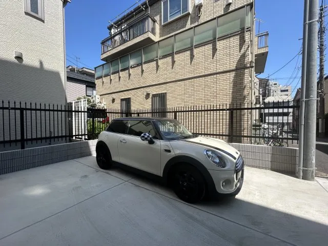 El Faro Kagurazaka II - Other - ["Wheel", "Tire", "Car"]