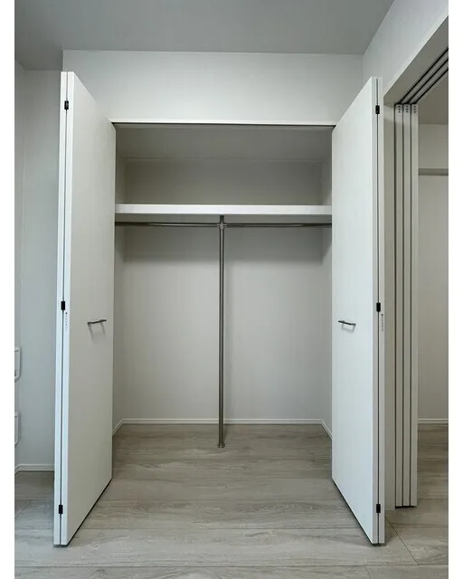 Daffitto Kinshicho - Interior - ["Flooring", "Floor", "Ceiling"]