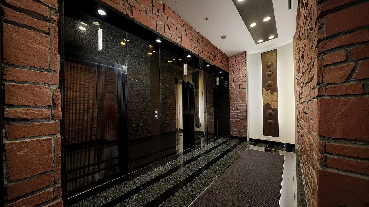 La Tour Shiodome - Exterior - ["Brick", "Brickwork", "Ceiling"]
