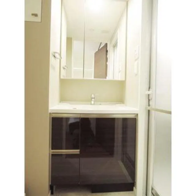 Park Axis Takinogawa La Breeze - Interior - ["Fixture", "Mirror", "Rectangle"]