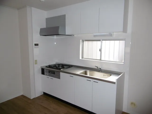 Chestnut Villa - Interior - ["Kitchen", "Kitchen Sink", "Major appliance"]