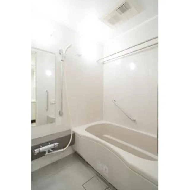 El Seleno Nishiwaseda - Interior - ["Bathtub", "Plumbing fixture", "Building"]