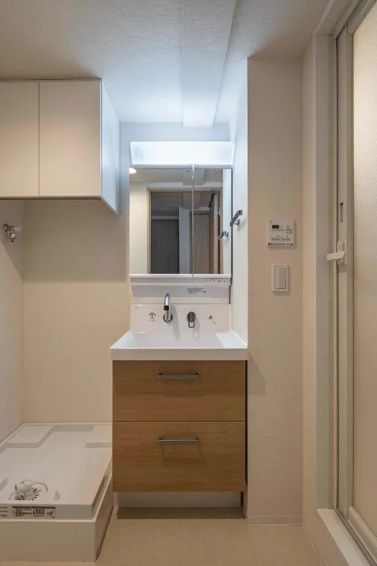 Atrio Flats Kikugawa North - Interior - ["Bathroom Sink", "Wall", "Plumbing fixture"]