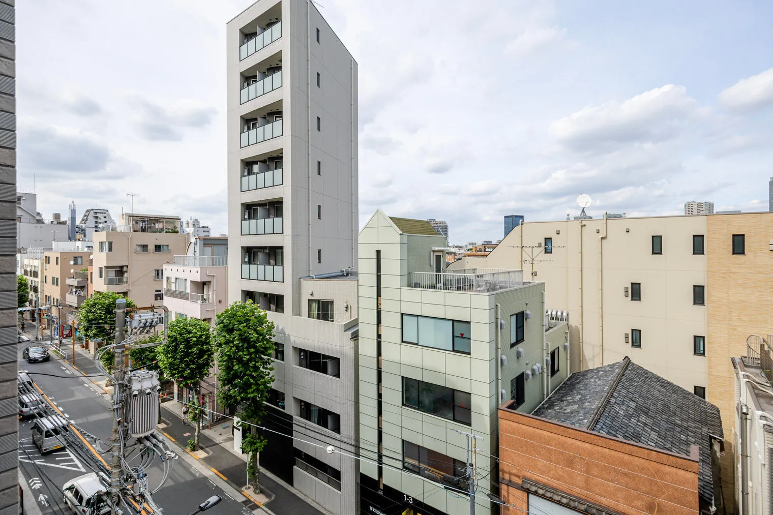 THE PARK CROSS ICHIGAYA HARAIKATAMACHI - Exterior - []